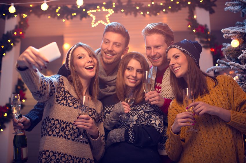 Die erste Weihnachtsfeier in der eigenen Wohnung